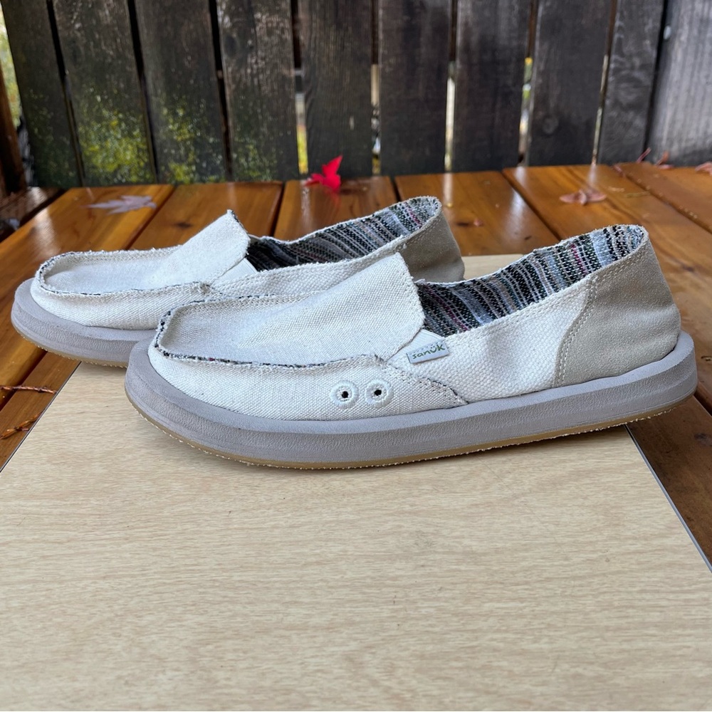 Sanuk Wm’s Donna Soft Top Natural Suede Heel Slip On Loafer Shoe In Sz 9